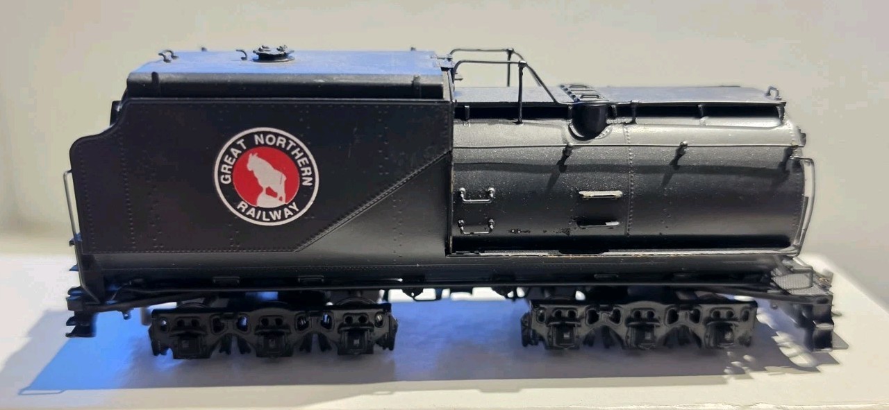 Challenger Imports HO Scale Brass Vanderbilt Tender Great Northern Class P-2