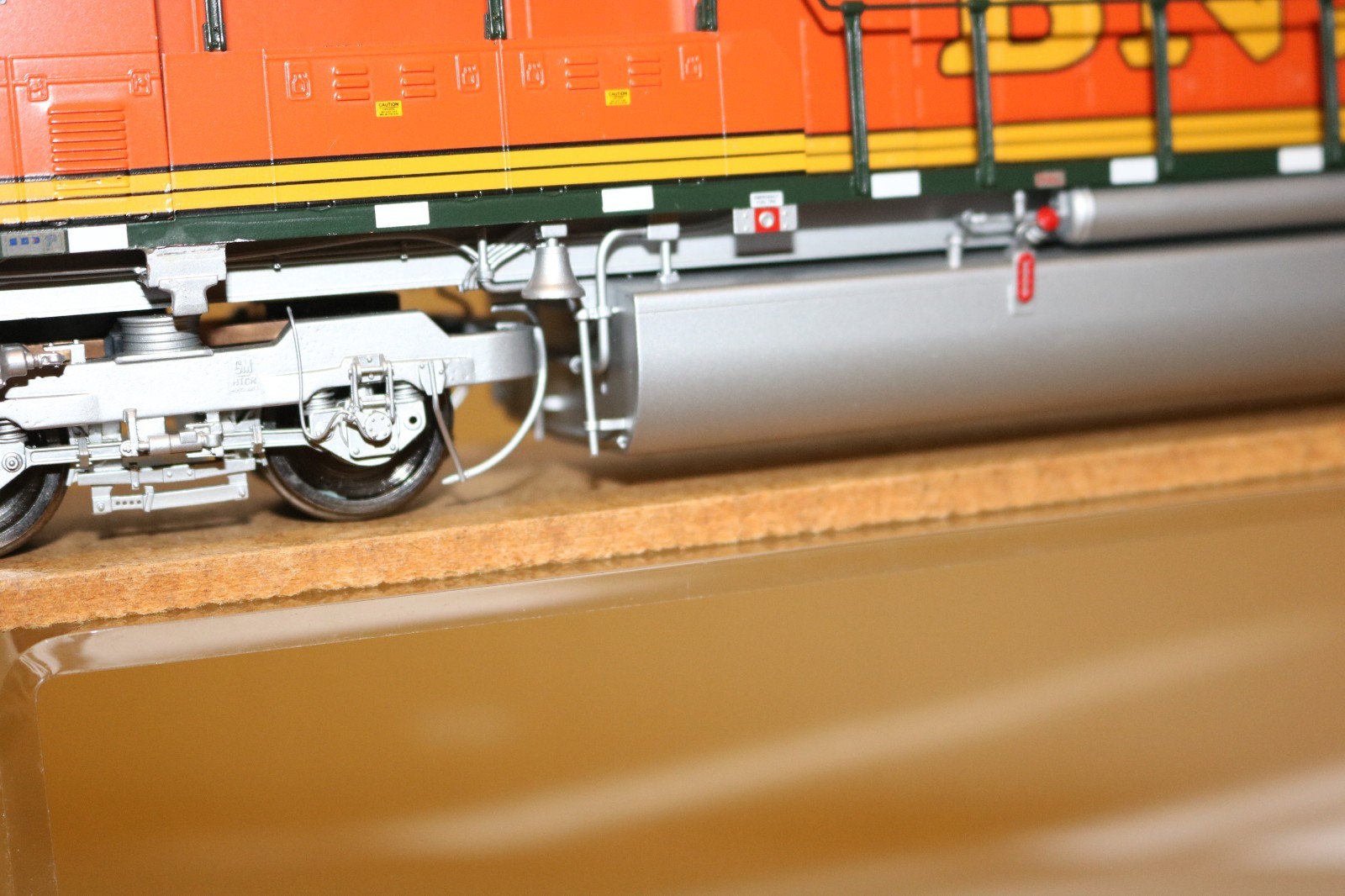 !!! Overland Models AJIN O Scale BNSF SD75M C/P w/ too many LIGHTS #8214