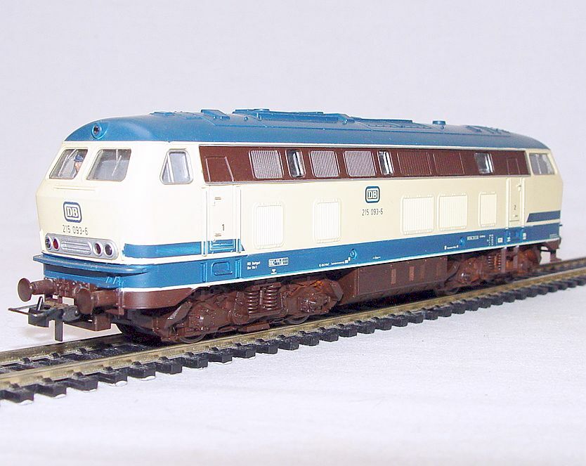 Roco DC HO 1:87 Deutsche Bundesbahn BR 215 “D-ZUG” DIESEL LOCOMOTIVE MIB`85!