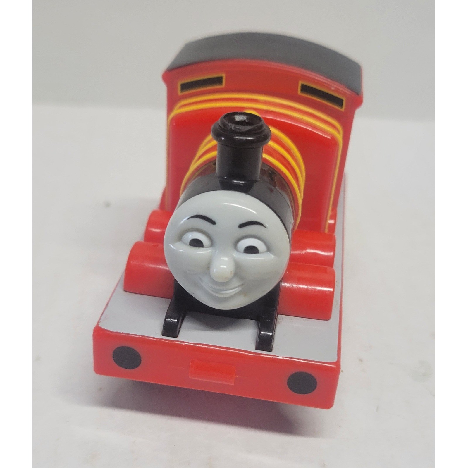 Mattel Thomas & Friends Take-n-Play James pull back Engine Die-Cast Train R9496