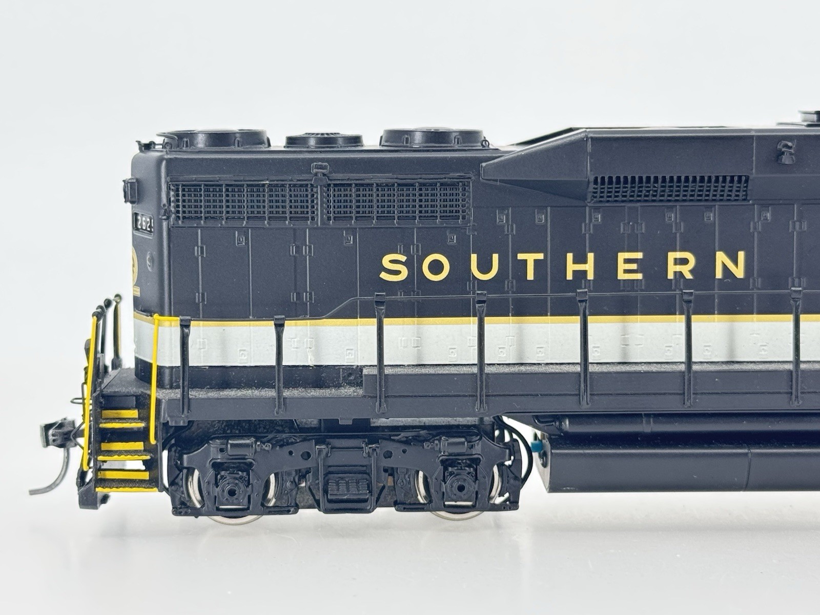 HO Challenger Imports CIL 2166.1 Southern Railway GP30 High Hood DCC SOUND