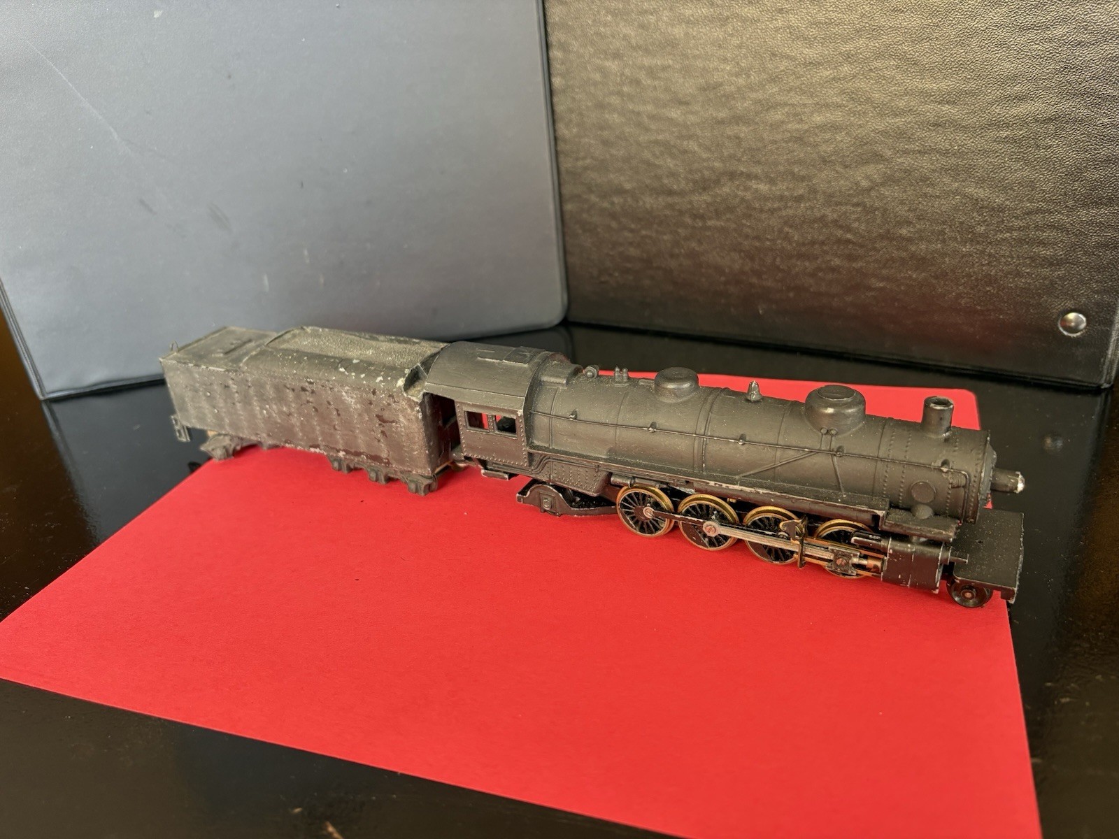 Vintage HO Gauge Black Diecast Steam Locomotive & Tender Untested