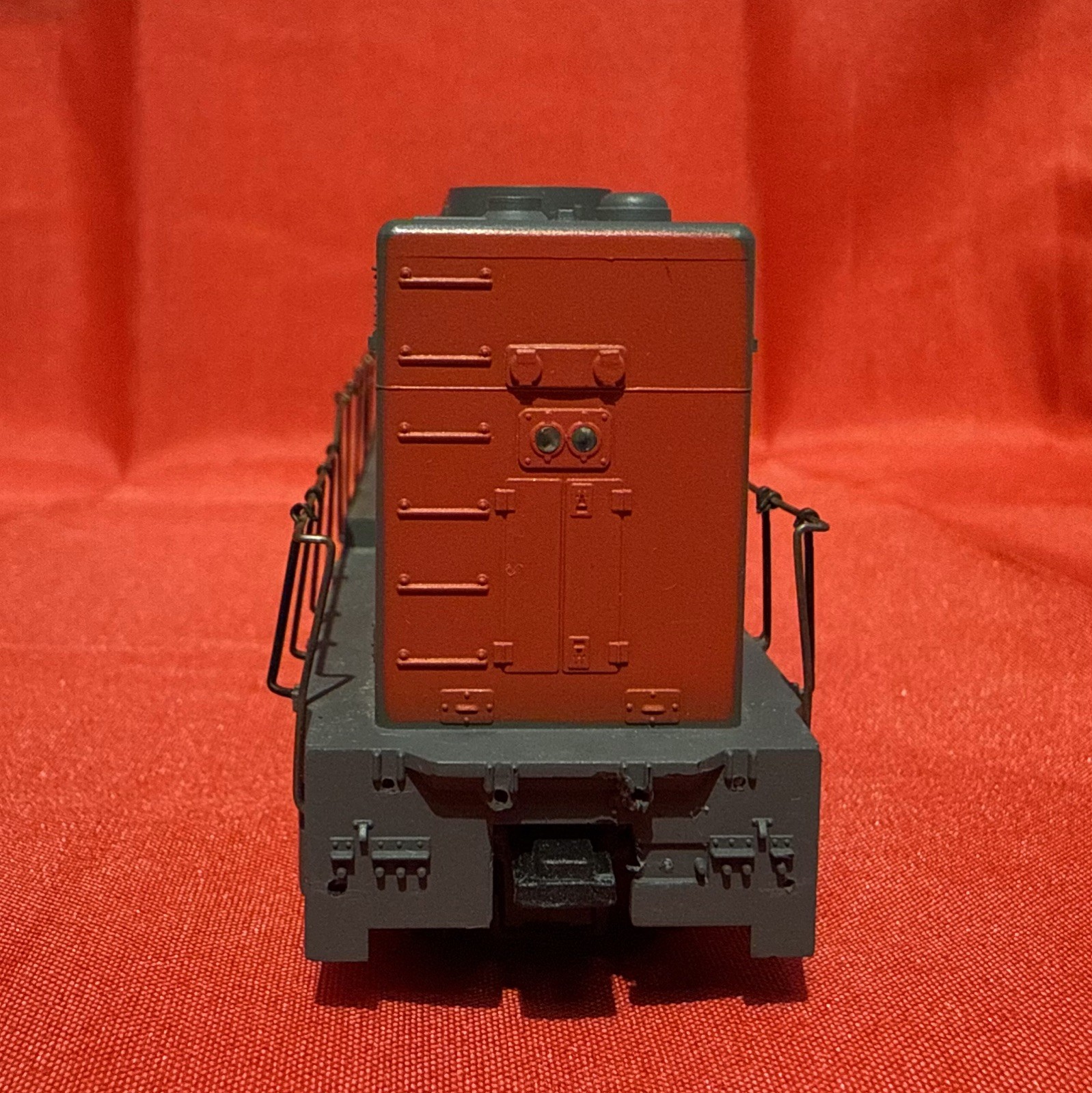 HO Athearn Southern Pacific Dummy Diesel #9263 Non Powered Read