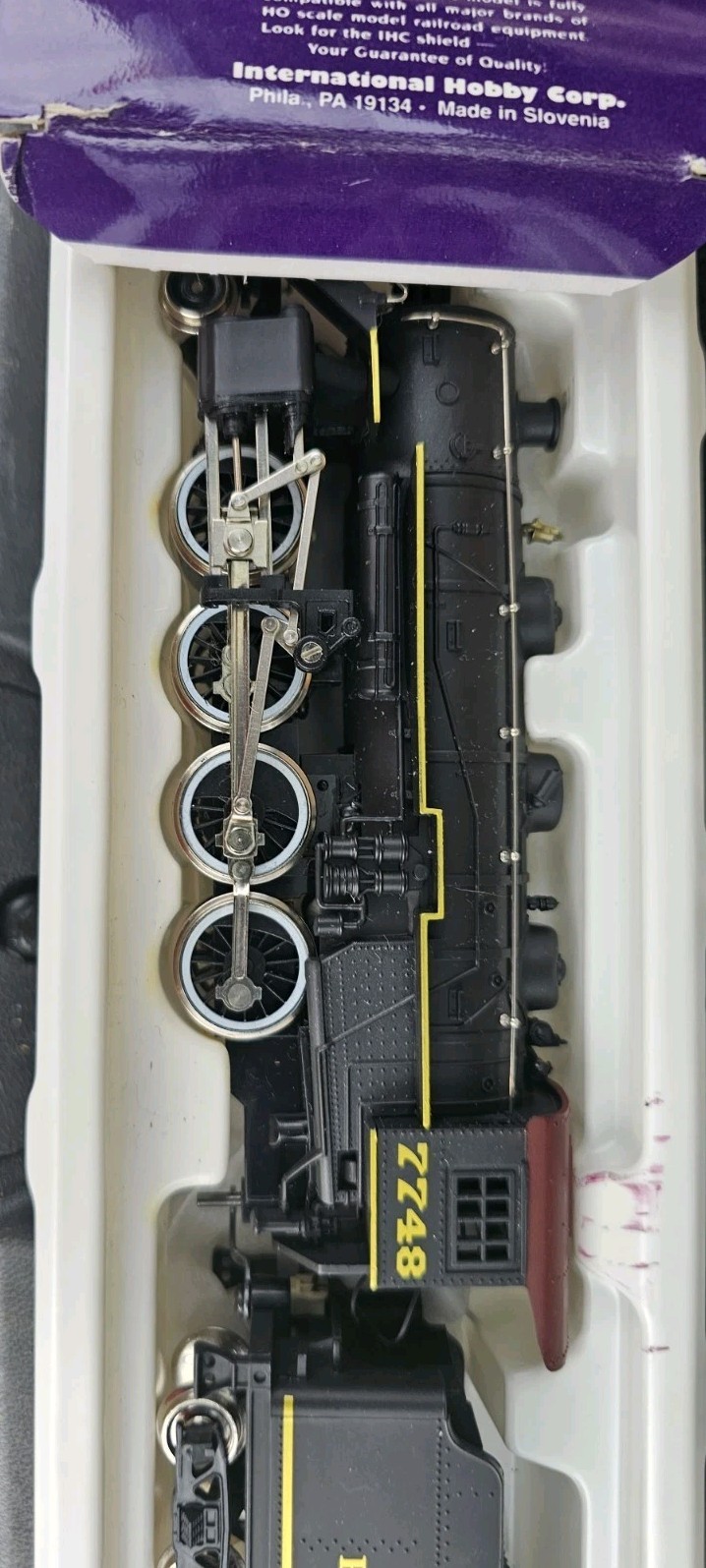 New IHC Premier M9533 HO scale model of a Pennsylvania Railroad 2-6-0 Toy Train