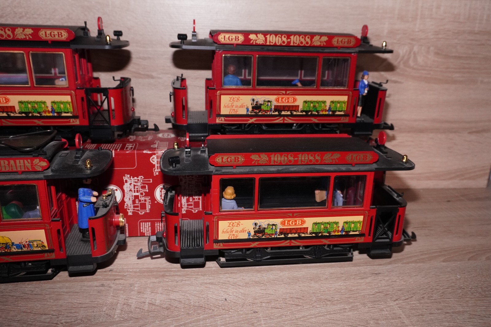 BOD/5] LGB Gauge G 2036 “20 Years LGB” Tram + 3 Trailers / Cars See Pictures