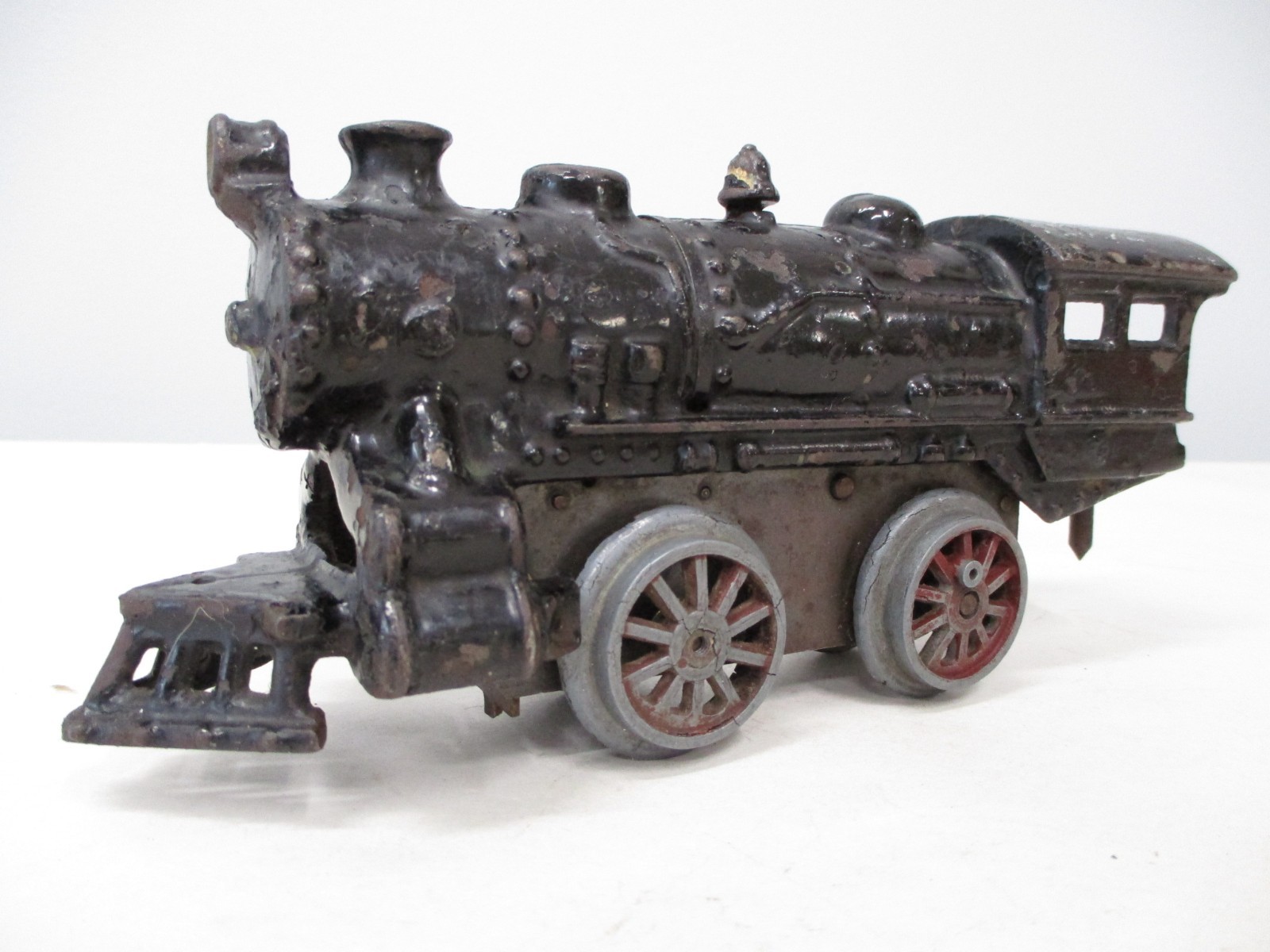 Ives No 19 Loco Cast Iron Windup 8 Inch Prewar O gauge X7728
