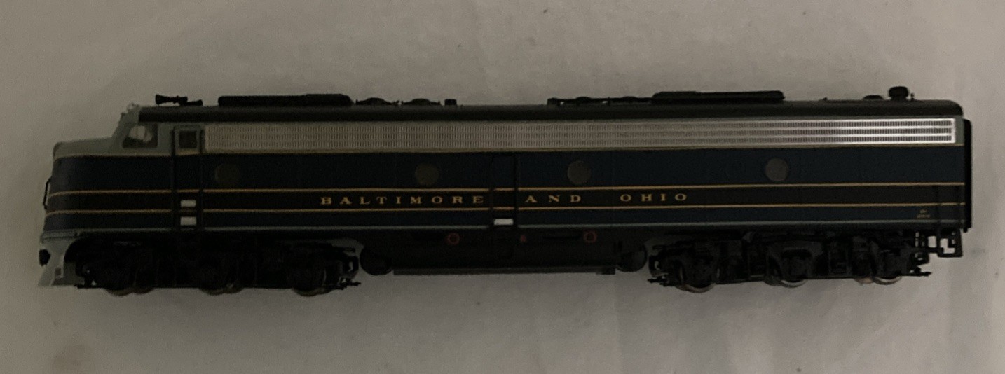Proto 2000 HO Scale EMD E8/E9 Diesel Baltimore & Ohio B&O #28 Standard DC