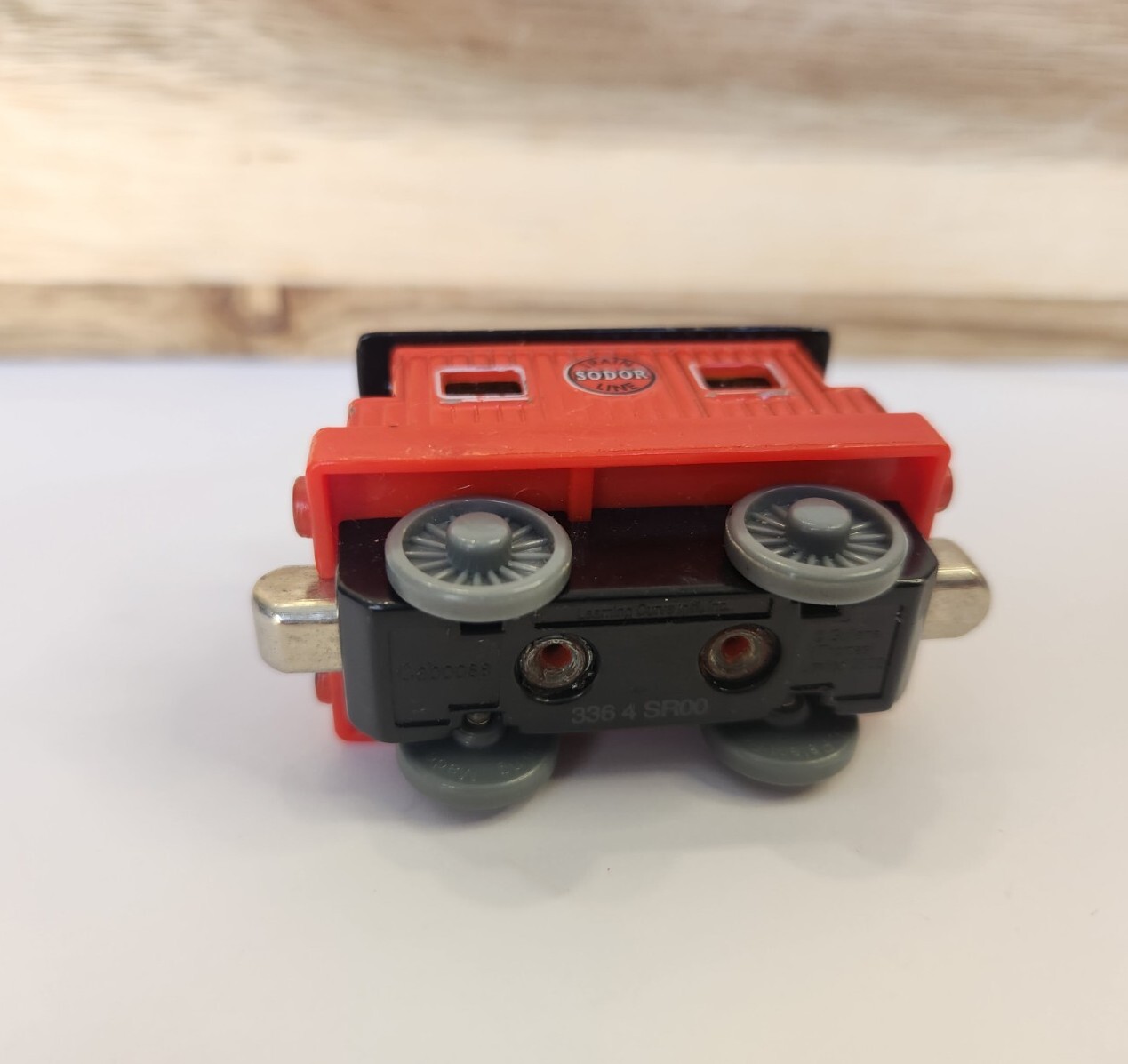 Thomas And Friends Diecast Sodor Train Line Caboose Magnetic 2002 Learning Curve