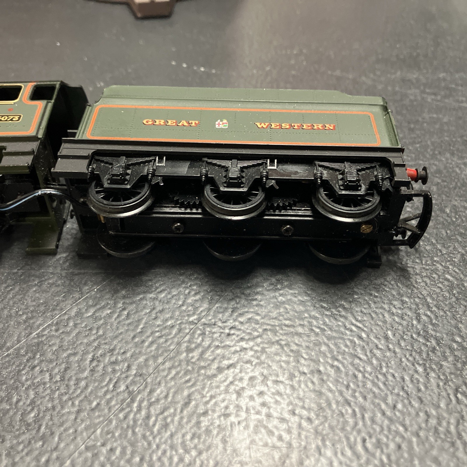 Airfix GMR 54124-2 GWR 4073 Caerphilly Castle Class 4-6-0 Boxed OO Gauge Exc.