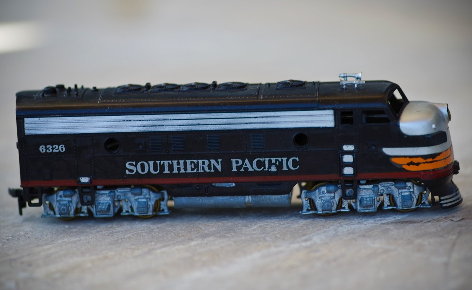 VINTAGE Athearn Southern Pacific Freight Diesel 6326 HO Made in USA 1950’s