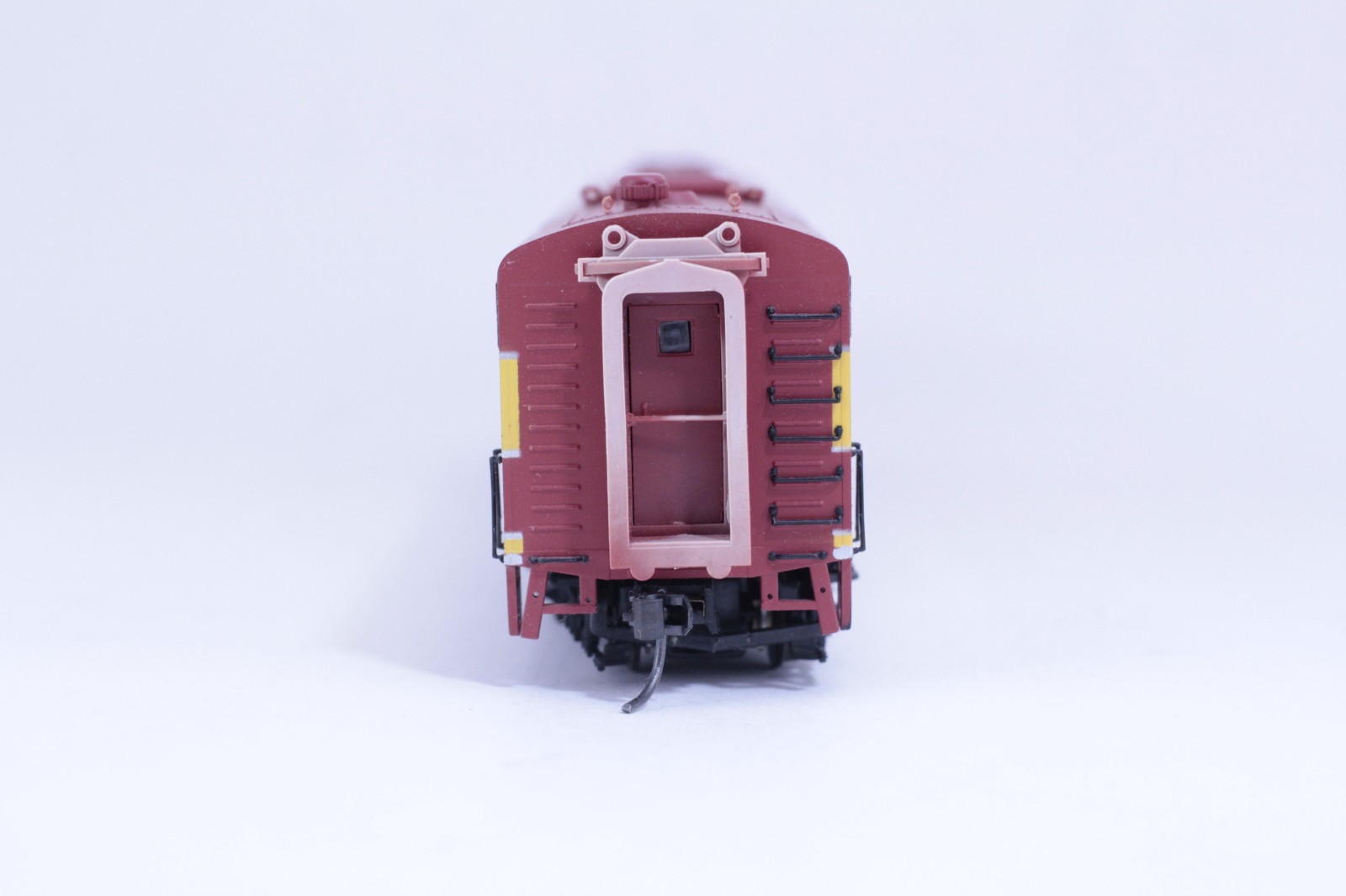 Proto 2000 HO Scale Florida East Coast #1035 E8 / E9 DC Powered NEW GEARS
