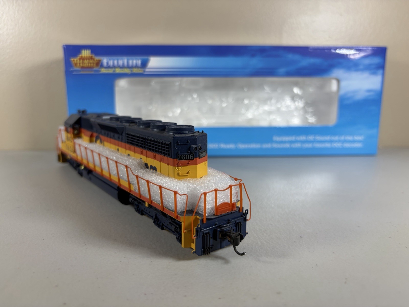 HO Broadway Limited DCC Sound Ditch Lights Chessie System SD40-2 #7606