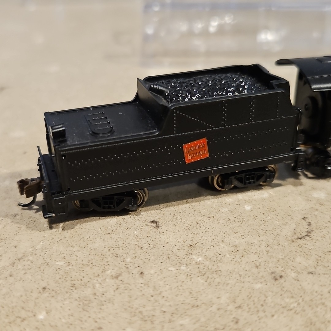 Bachmann N Scale #51563 Prairie 2-6-2 & Tender CANADIAN NATIONAL #613