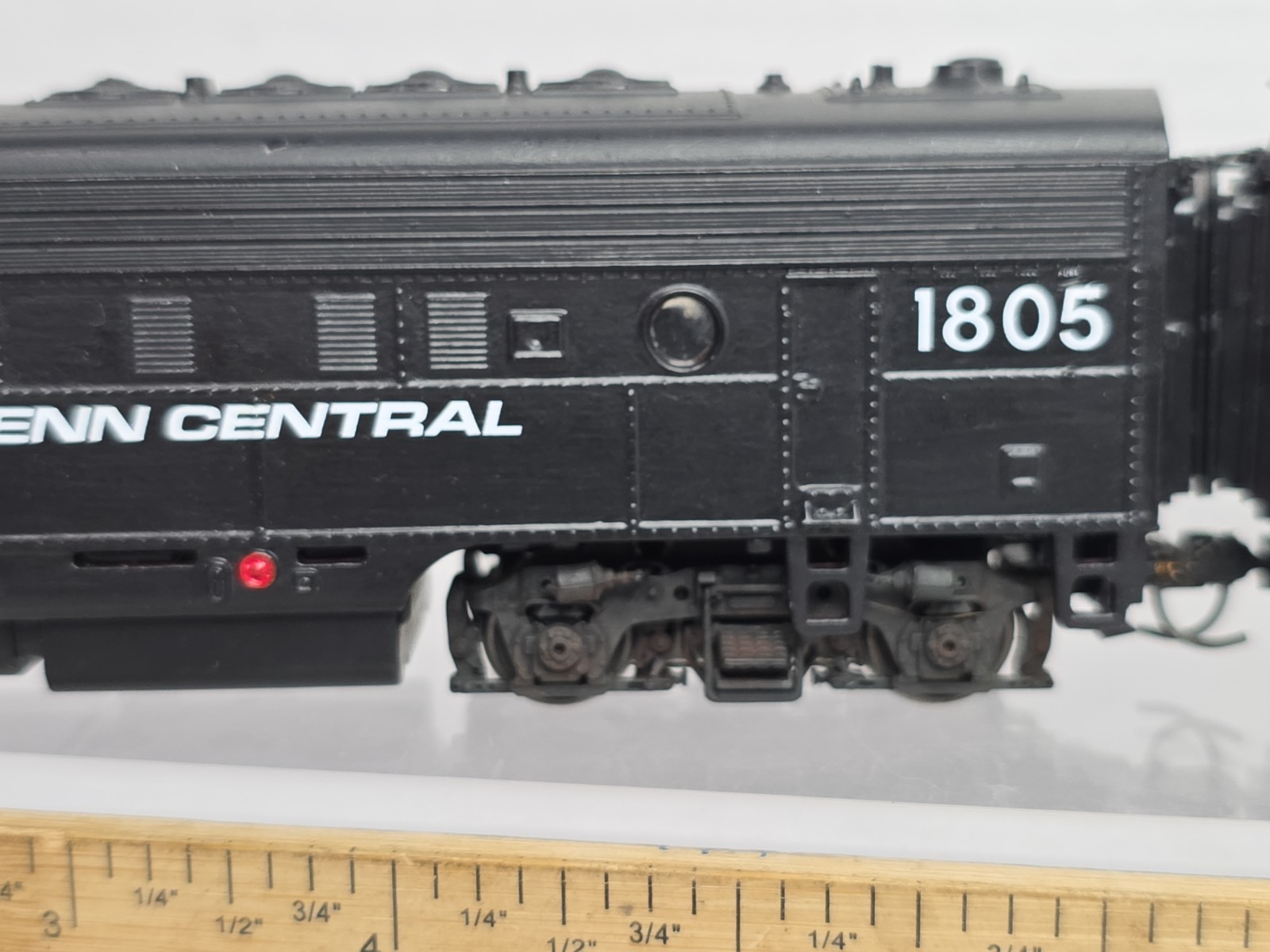 Athearn HO Scale Custom Paint Penn Central F7 Diesel Loco AB Units PC 1805 Runs