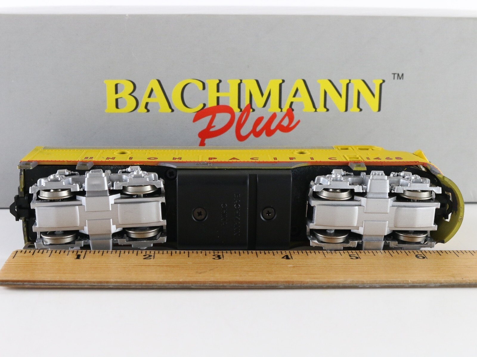 Bachmann Plus HO 31203 Union Pacific 1468 EMD F7A Diesel Loco