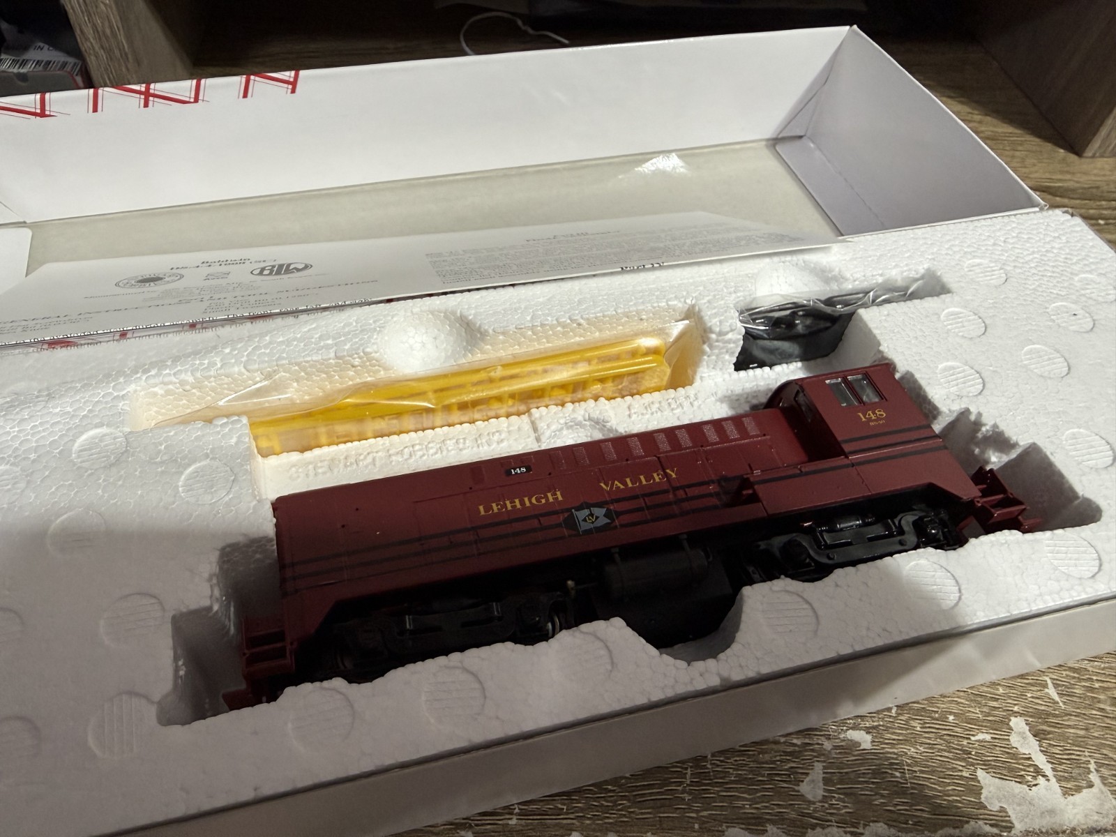 Stewart Hobbies HO Scale Locomotive Kit 4814 DS-4-4-1000 Lehigh Valley 148