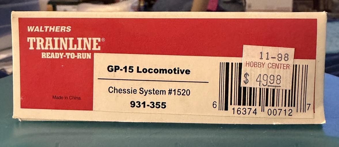Walthers Trainline 931-355 HO C&O Chessie System #1520 GP15 Diesel Locomotive
