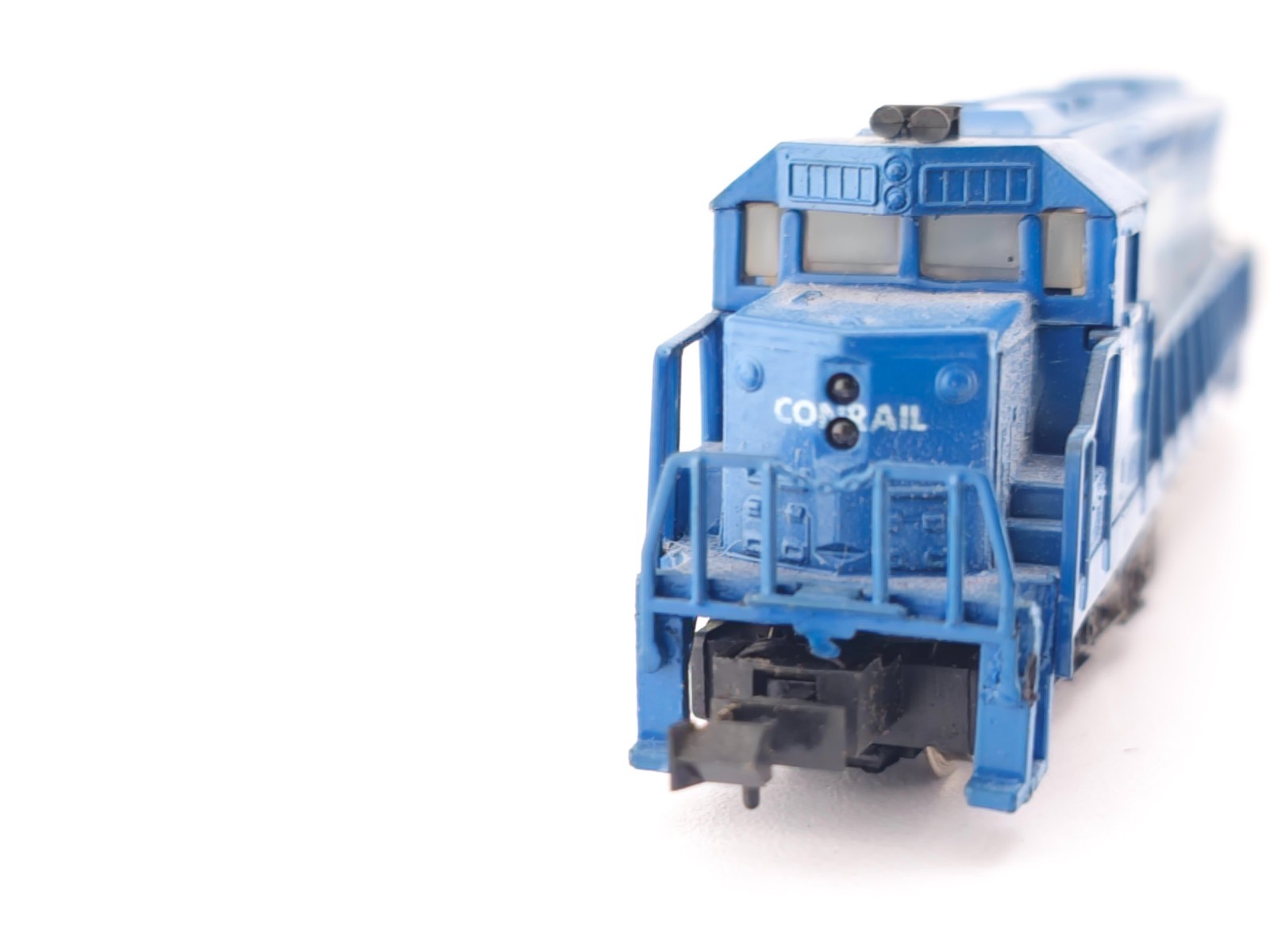 *READ* Model Power? N Scale Conrail SD-45 Diesel Locomotive 6163 Model Train