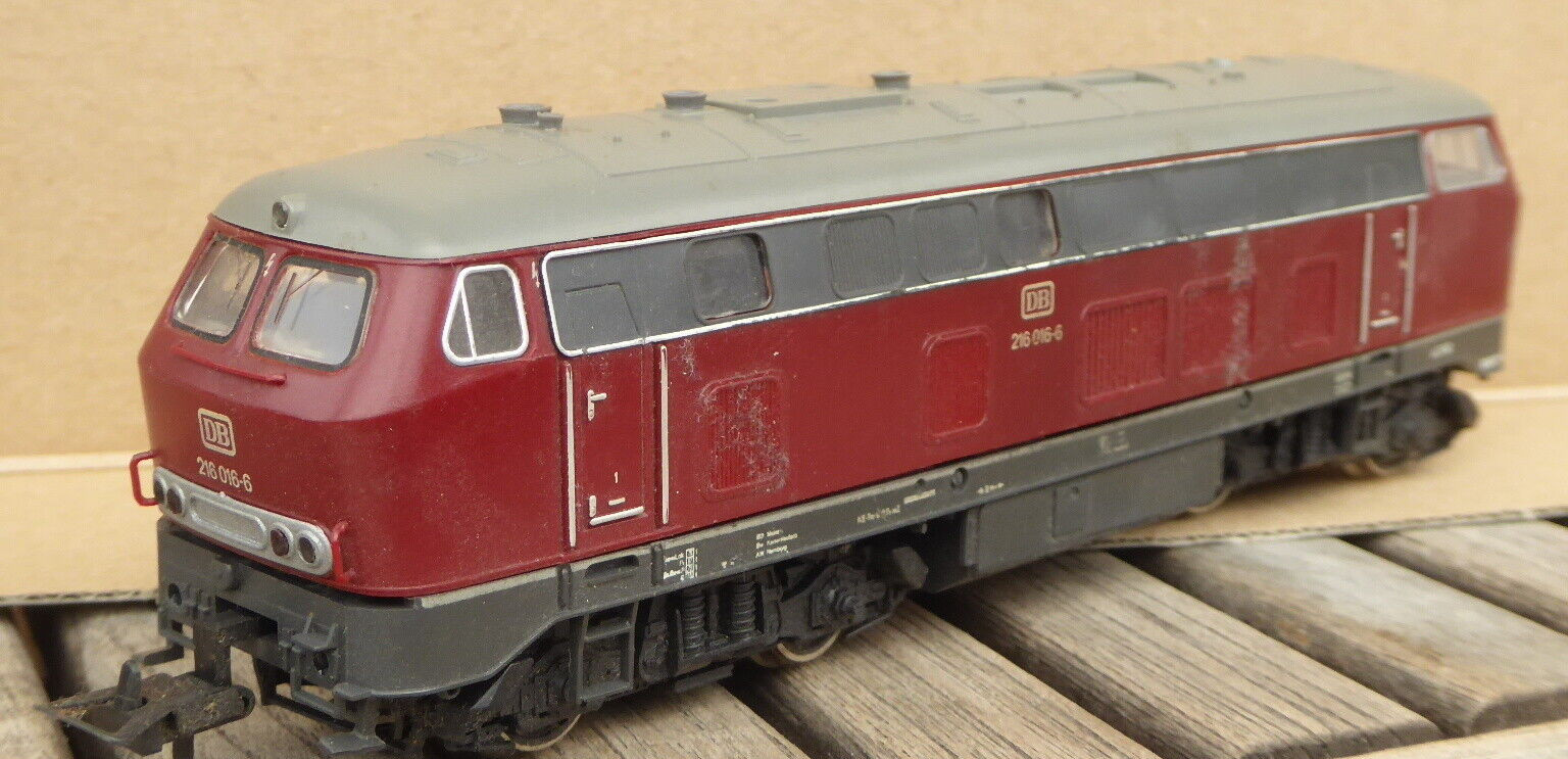 Röwa 1201 H0 3-Leiter Dc Diesel Locomotive Br 216 016-6 DB Light Red/White