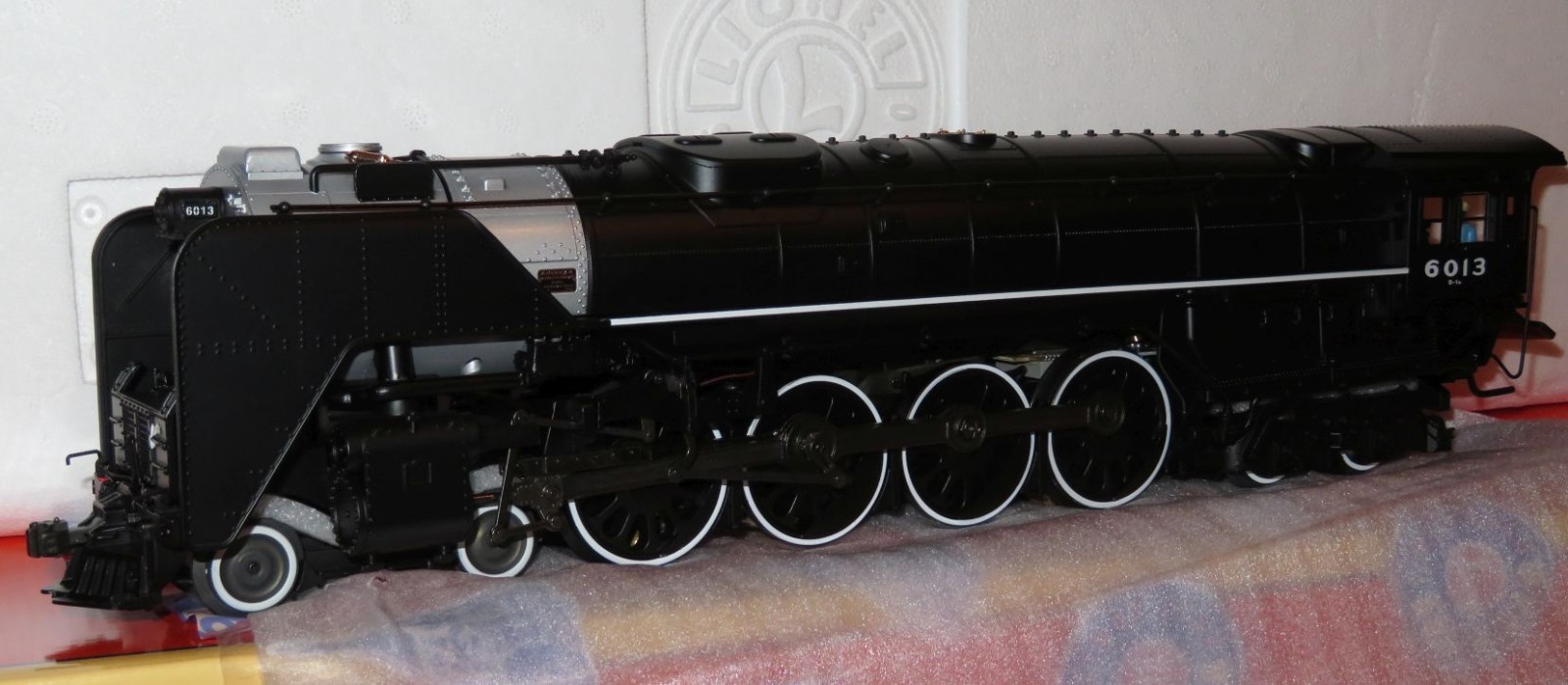LIONEL 84961 New York Central VISIONLINE Niagara #6013 – NEW -NR