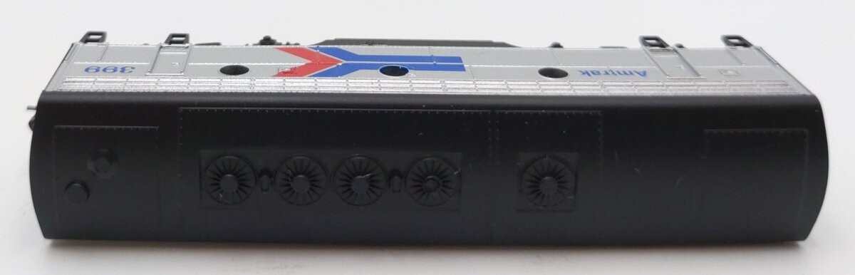 Micro-Trains 98012180 Z Amtrak F7 Dummy B-Unit Diesel Locomotive #399 LN/Box