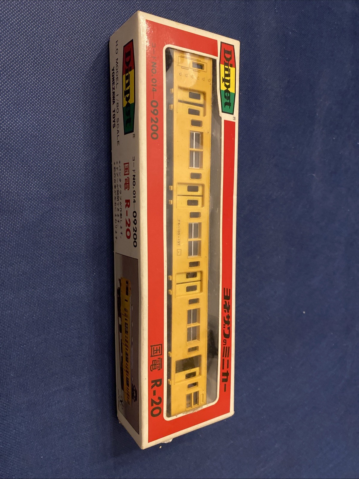 HO scale ELECTRIC LINER Yellow – Yonezawa Toys Diapet R-20 – In Box