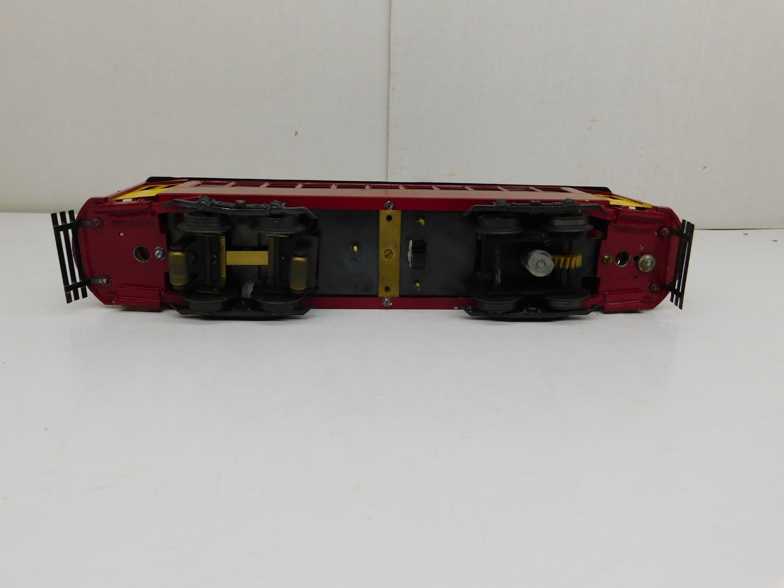 BOWSER No. 551-050126 BRILL O GAUGE 2-RAIL TIN PLATE RED TROLLEY