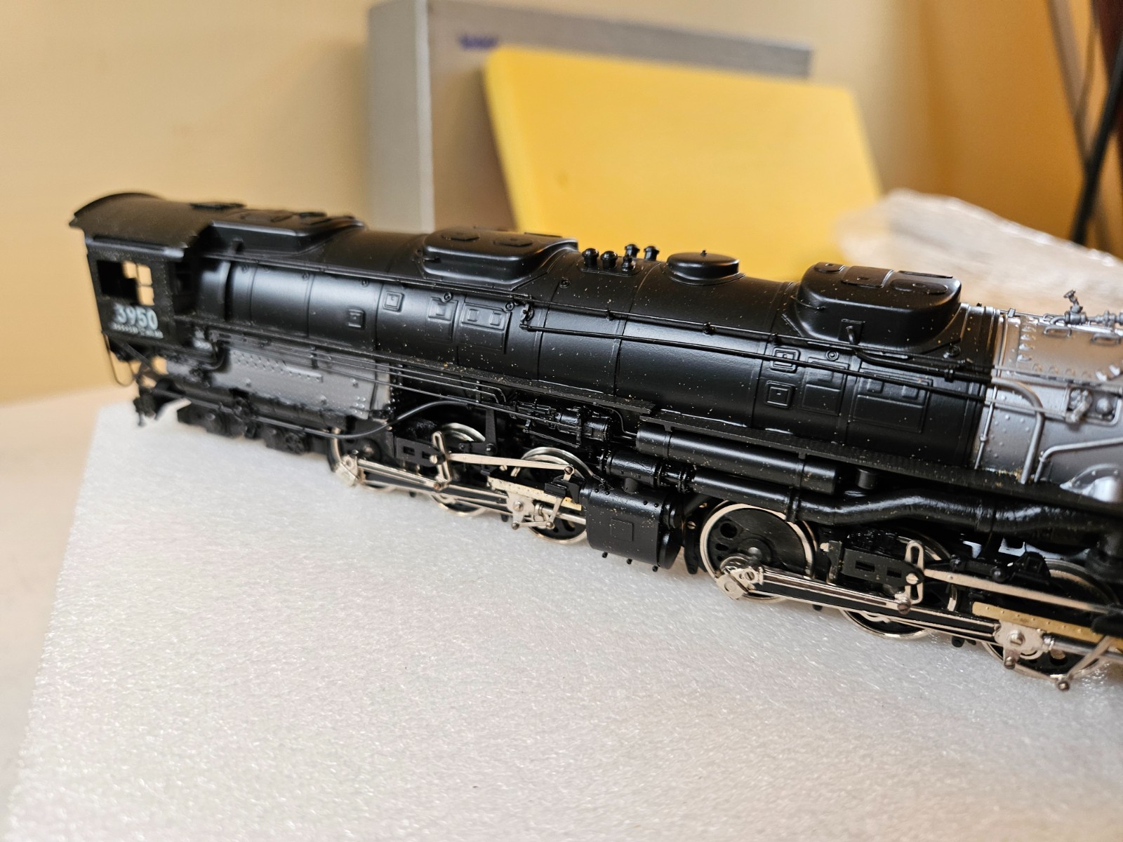 PFM Crown/Tenshodo Brass Steam Locomotive Union Pacific Challenger 4-6-6-4 HO