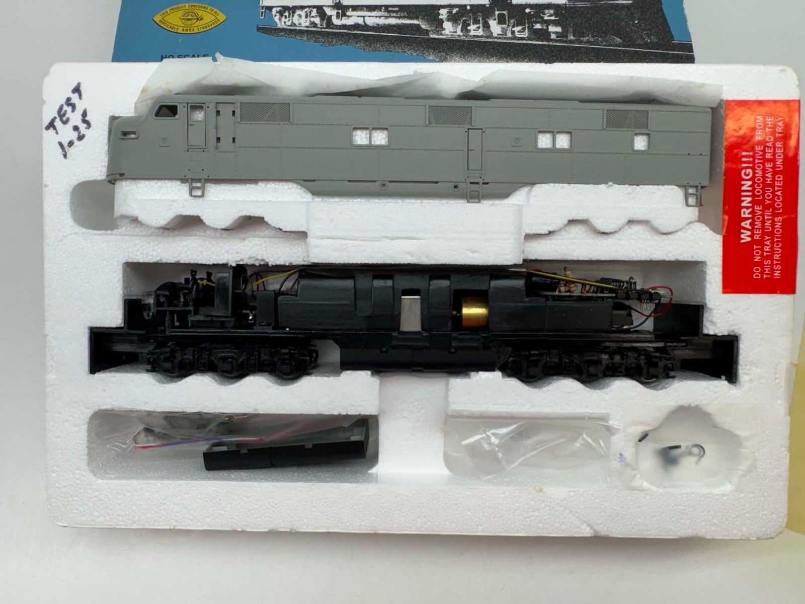 Proto 2000 HO Scale Undecorated A-Unit EMD E7 Diesel Locomotive #21072 DCC Ready
