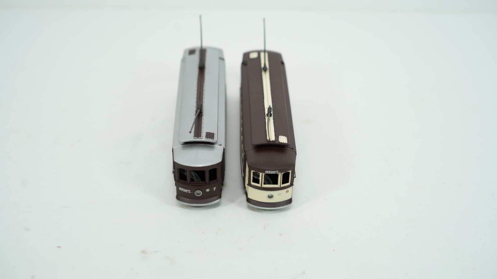 Bachmann HO Scale Hershey Brill Trolley #7 & #9 Item 61037 61039 NEW W14