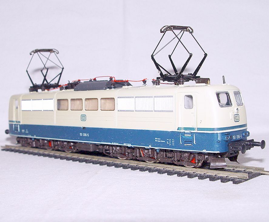 Roco DC HO 1:87 Deutsche Bundesbahn BR 151 ELECTRIC GOODS LOCOMOTIVE MIB`78!