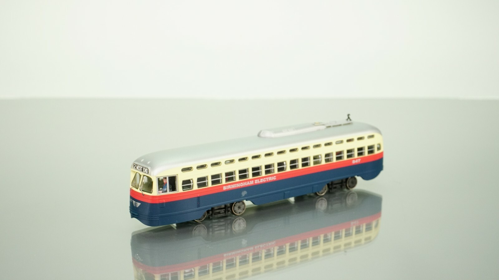 Bowser Post-War PCC Streetcar Birmingham Electric BEC DCC Ready HO scale