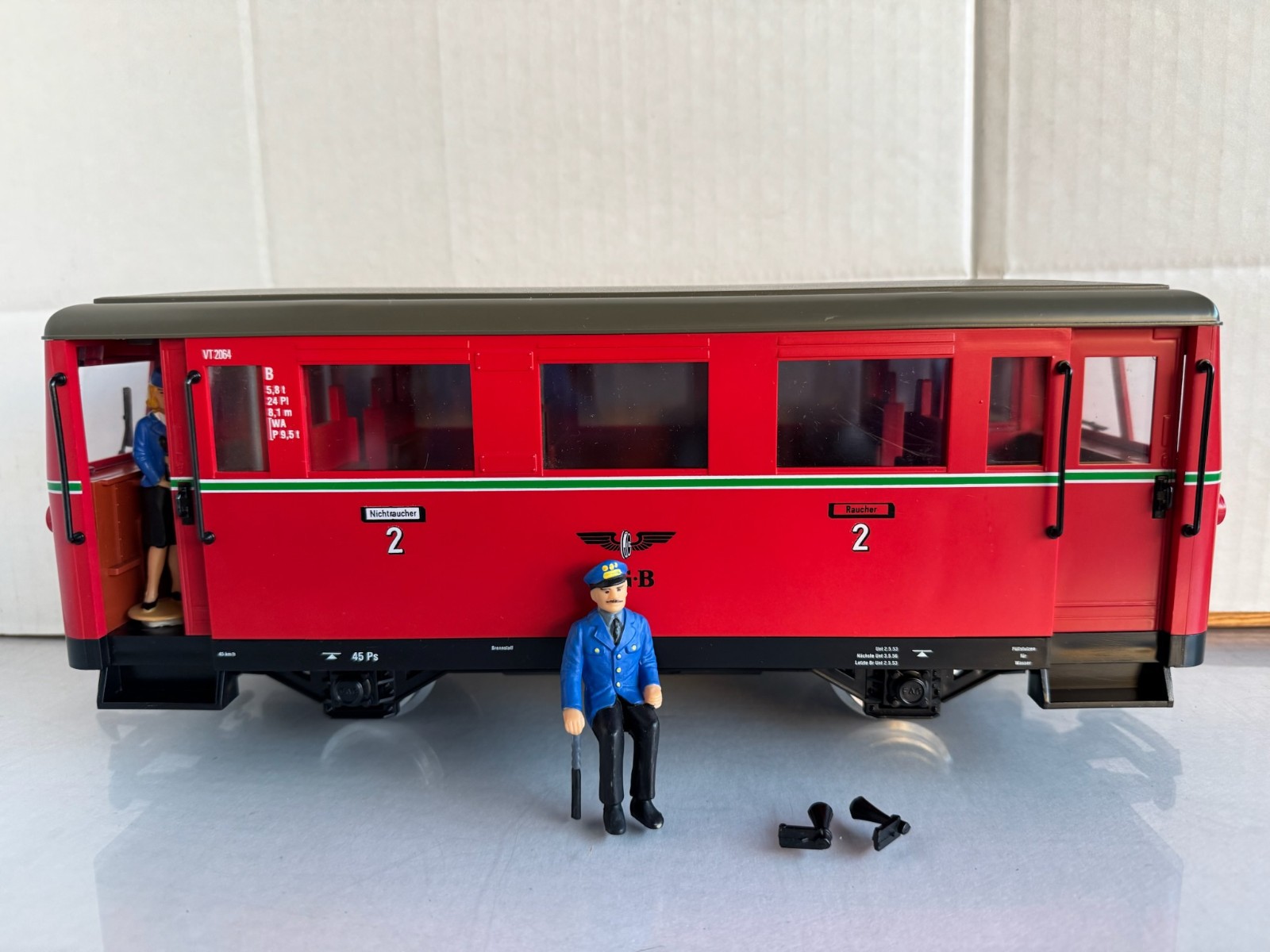 LGB 2064 – Red Triebwagen Motorized Railbus NEW w/ box + paperwork *G scale*