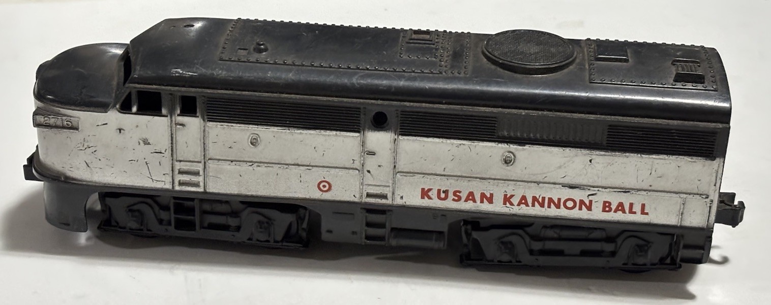 Kusan Trains KANNON BALL Alco “A” Locomotive Unpowered Diesel #2716