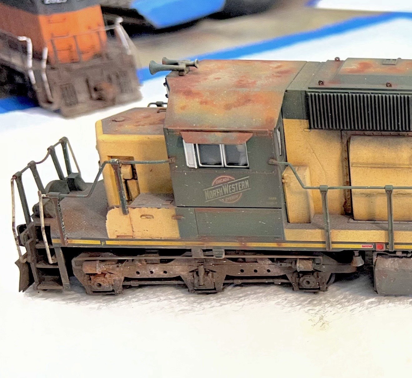 HO Scale BLI EMD SD40-2 CNW #6848 DCC/SOUND/NIB/Weathered
