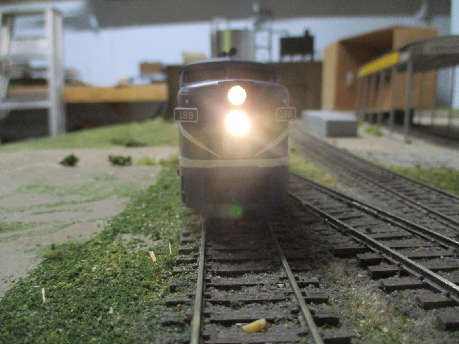 NKP 183 OR 188 NICKEL PLATE ROAD PA-1,FACTORY DCC AND SOUND ESU SOUND,BRAND NEW