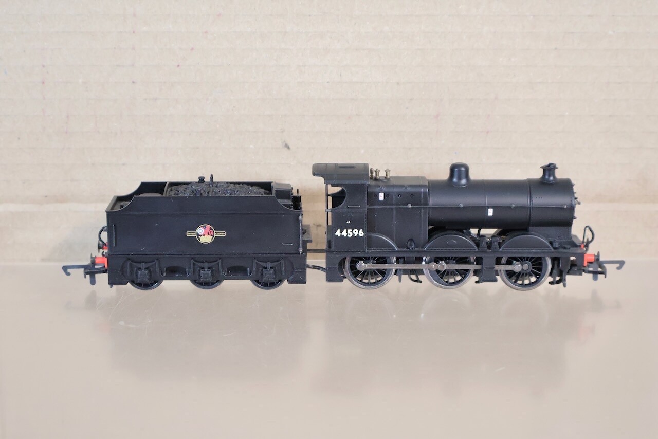 HORNBY R2066 RE NUMBERED BR 0-6-0 FOWLER CLASS 4F LOCOMOTIVE 44596 BOXED ol