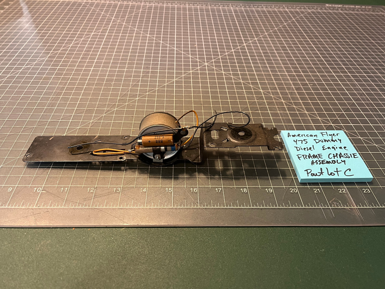 American Flyer Train 475 ROCKET PA ALCO Diesel Locomotive DUMMY FRAME PART LOT C
