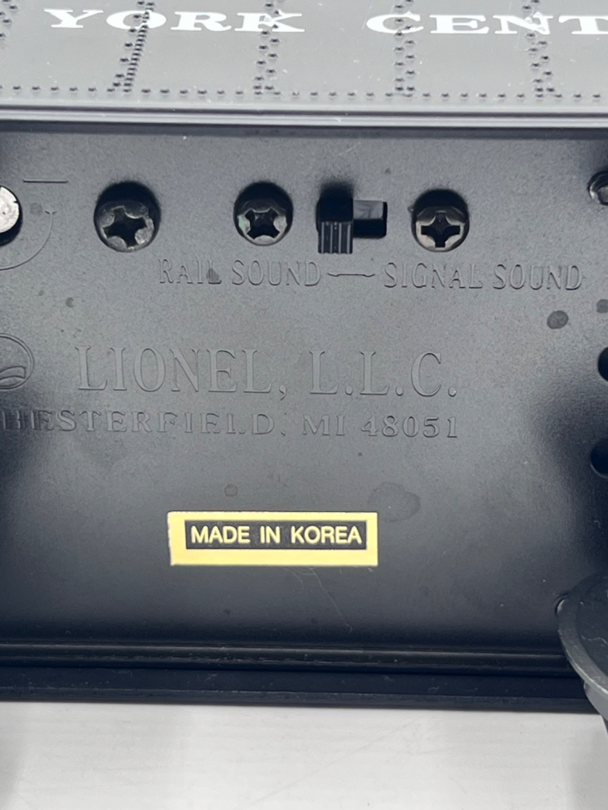 Lionel New York Central 5405 Steam Locomotive & Tender O Gauge 3-Rail New No Box