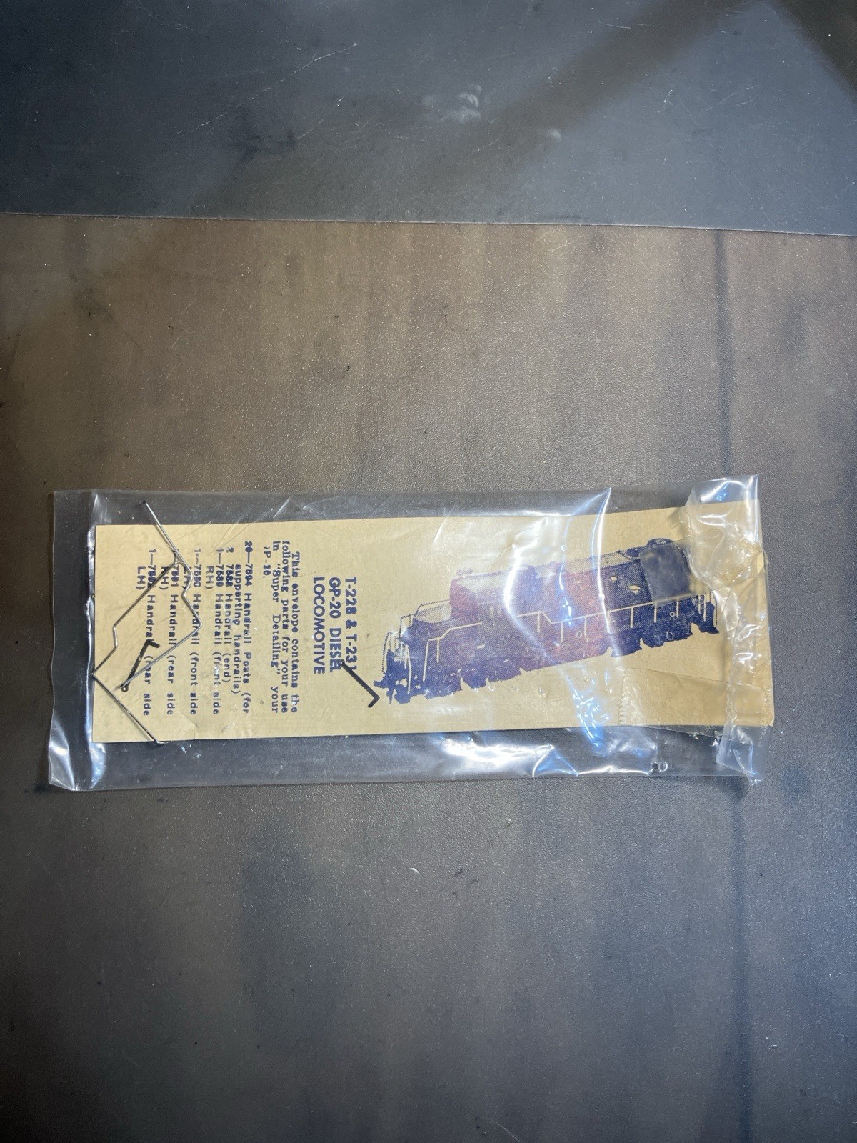 TYCO Mantua HO GP20 Metal Handrail Corners Parts