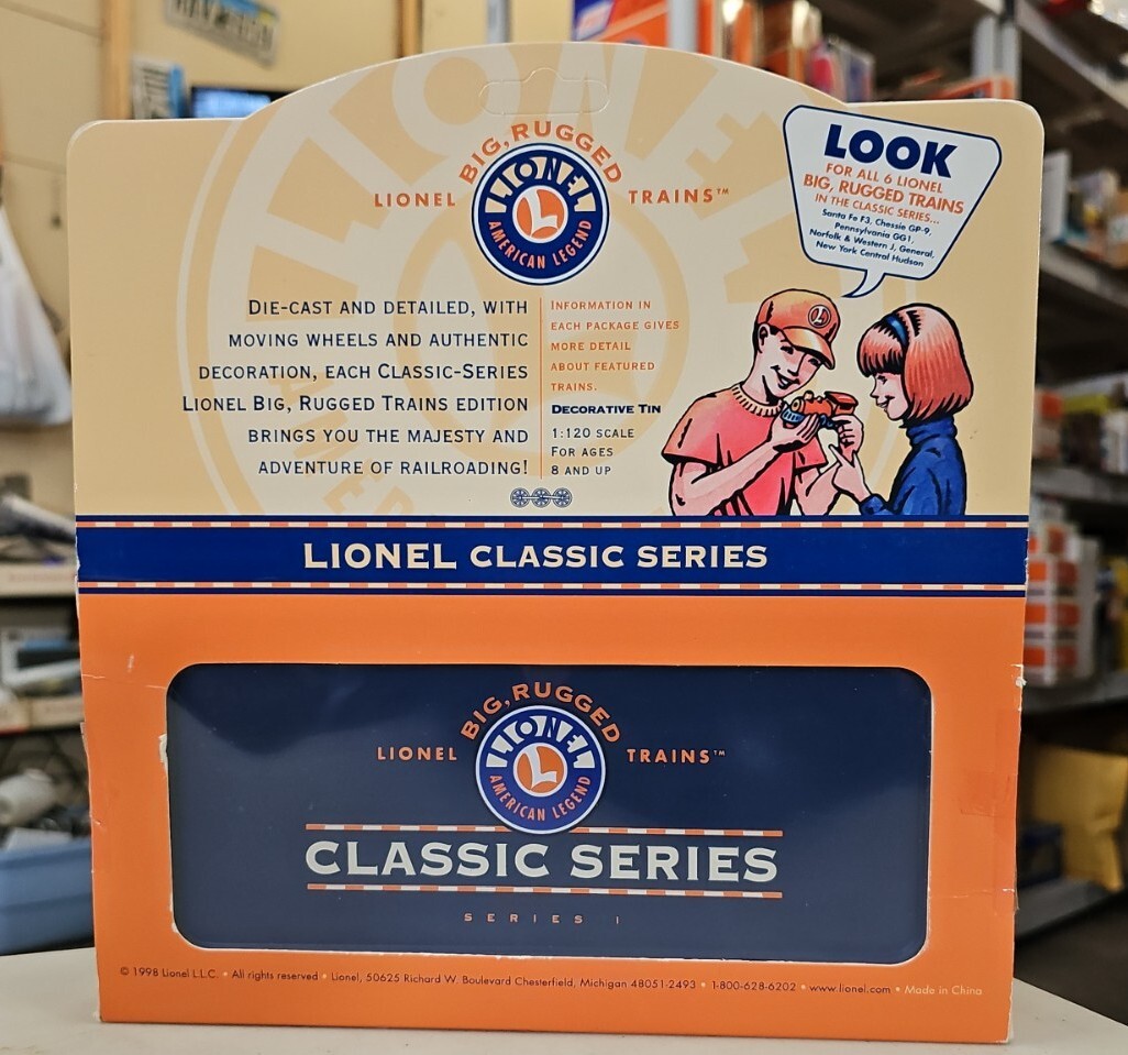 Lionel, Series 1, B & O, Chessie System GP-9, W/decorative Tin. HO Ga. 1:120 NIB