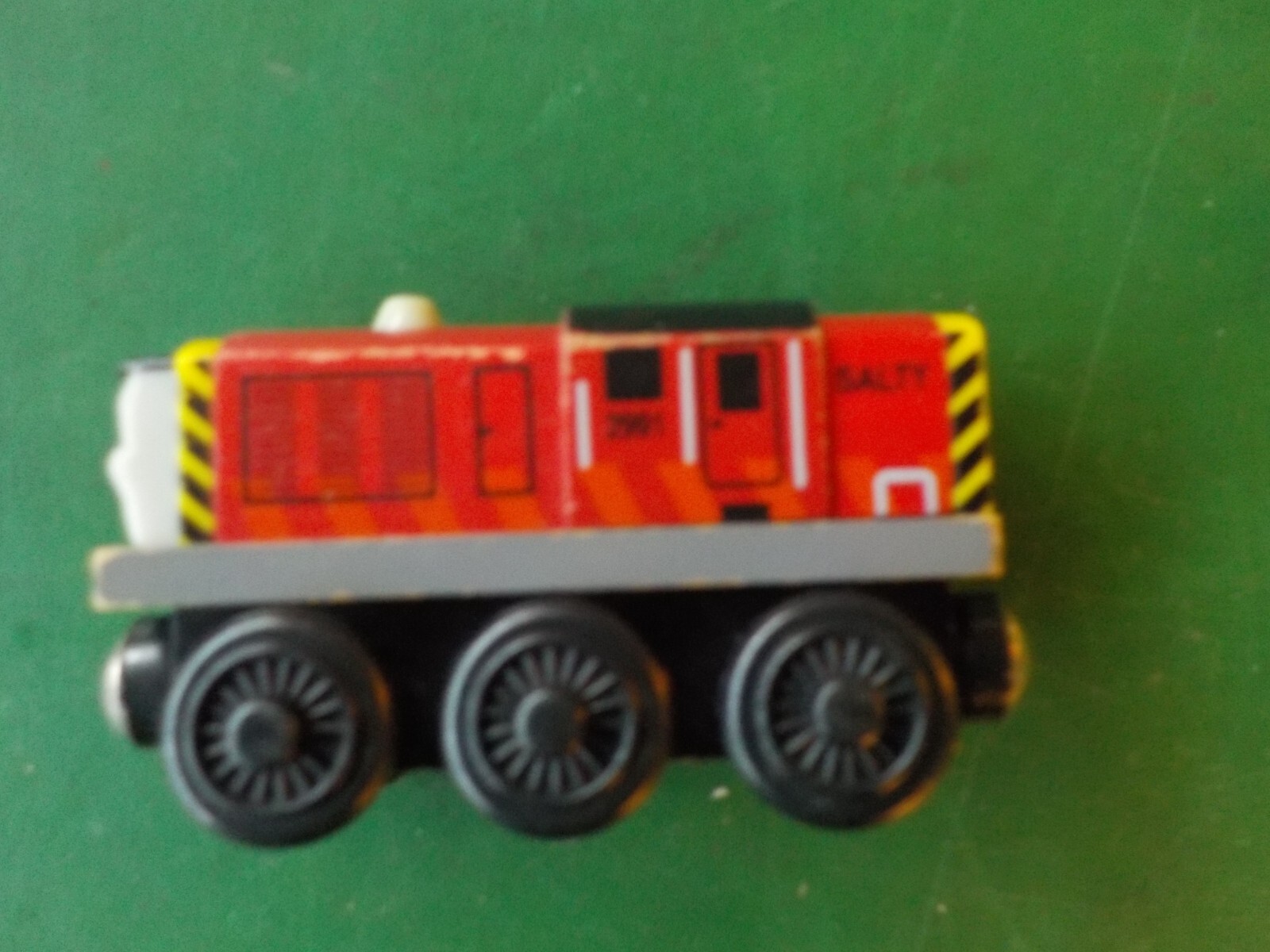 Salty Thomas the Train Tank Engine Wooden Railway Friends Red Yellow (MS T-7)