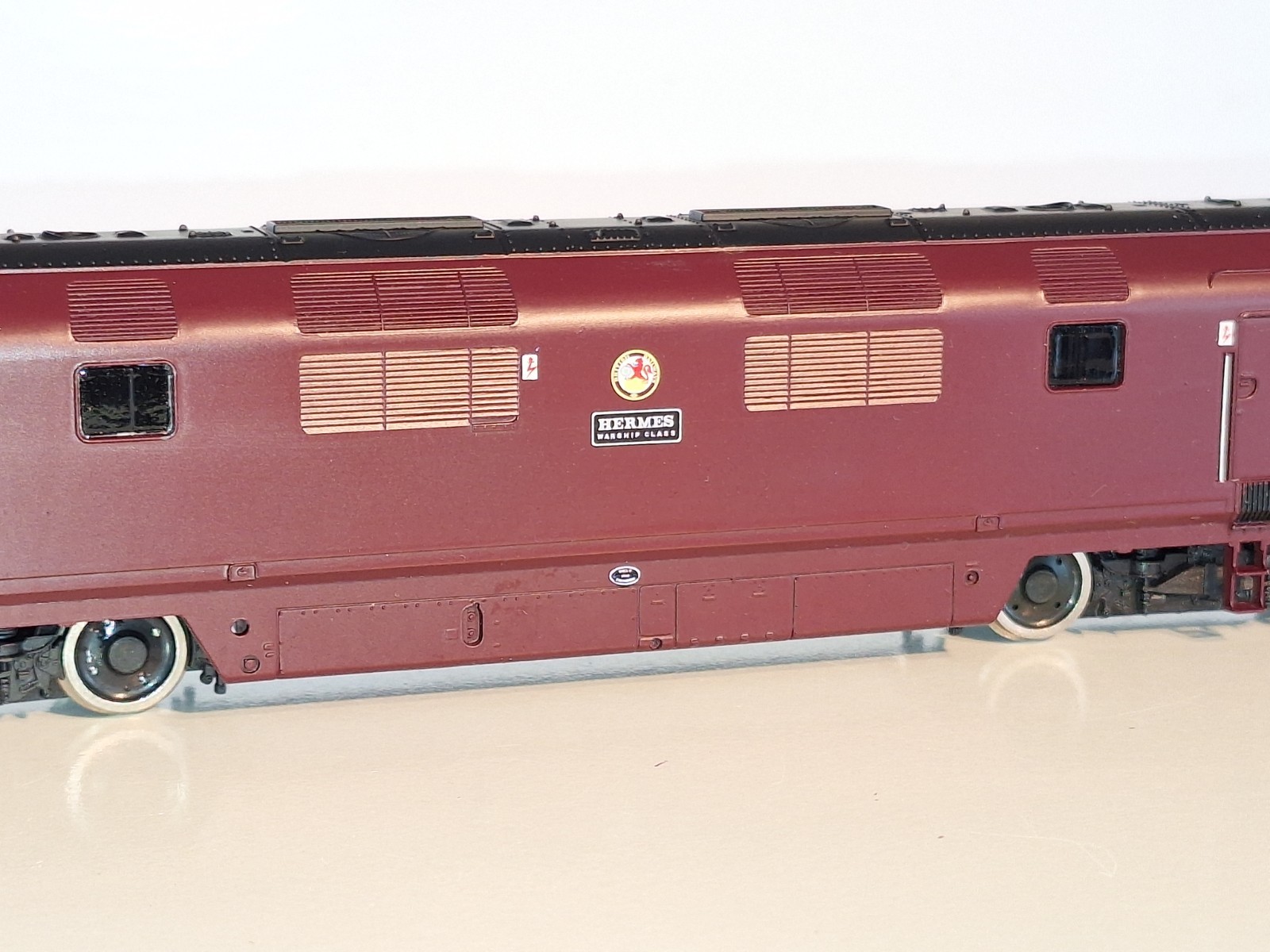 Mainline 37073 BR Diesel Loco. New Old Stock. Mint Cond.2 Rail DC Boxed.OO Scale