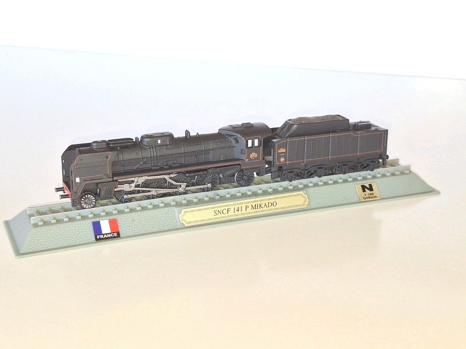 Delprado Static Display N Scale SNCF 141 P Mikado Steam Loco. Non Motorised