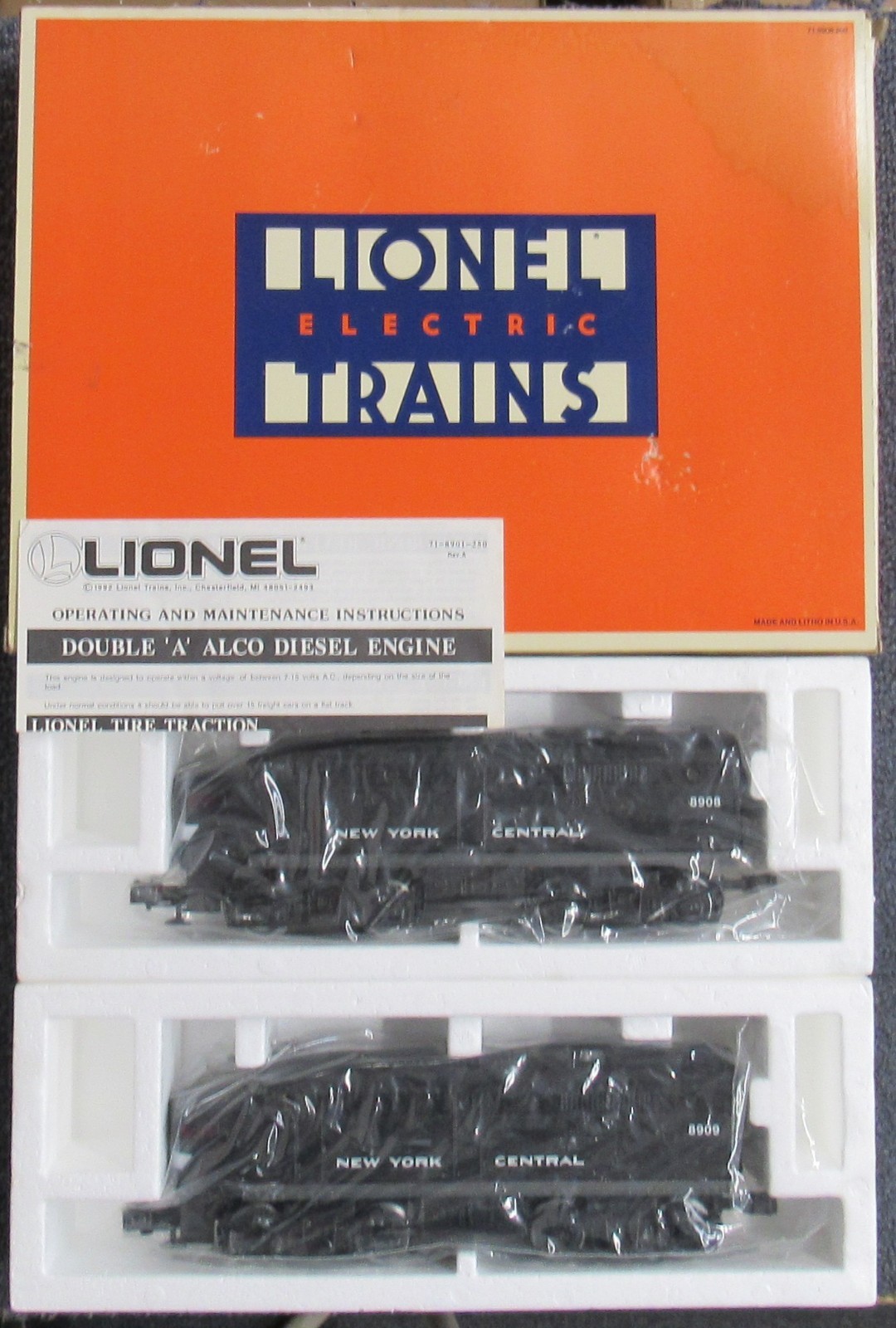 Lionel 18908 New York Central ALCO FA-1 A-A Diesel Engine Set O-Gauge NOS *