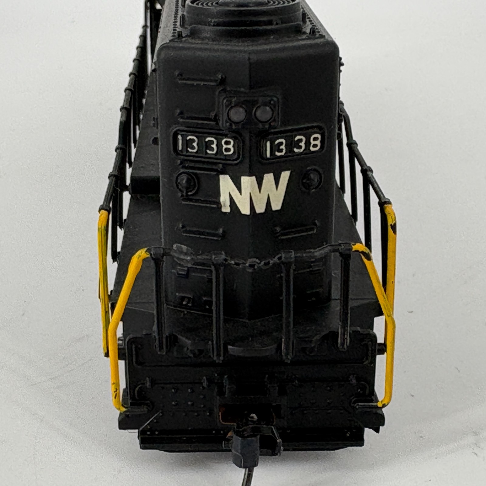 CUSTOM HO Atlas 7037 Norfolk Western GP40 Diesel Locomotive NW #1338 TESTED