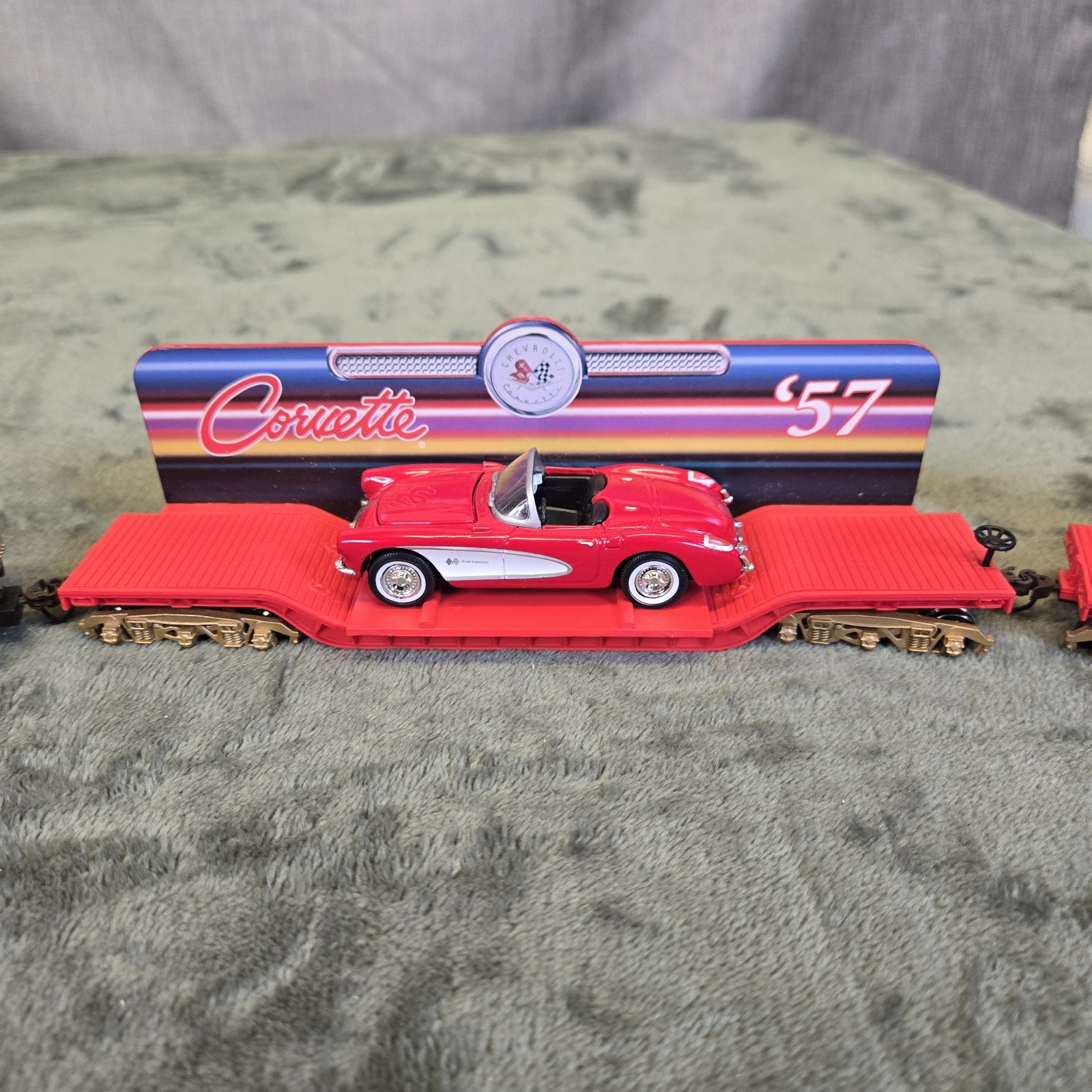 Hawthorne Bachman RARE HO Corvette 50th Anniversary Train Engine #1 & 2 + 2 Cars