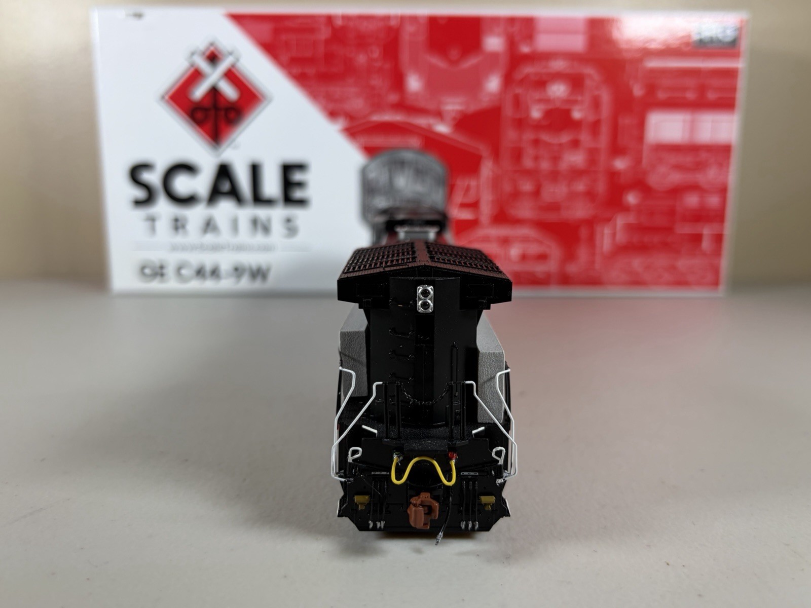 HO ScaleTrains DCC Sound GE Demonstrator C44-9w #8601
