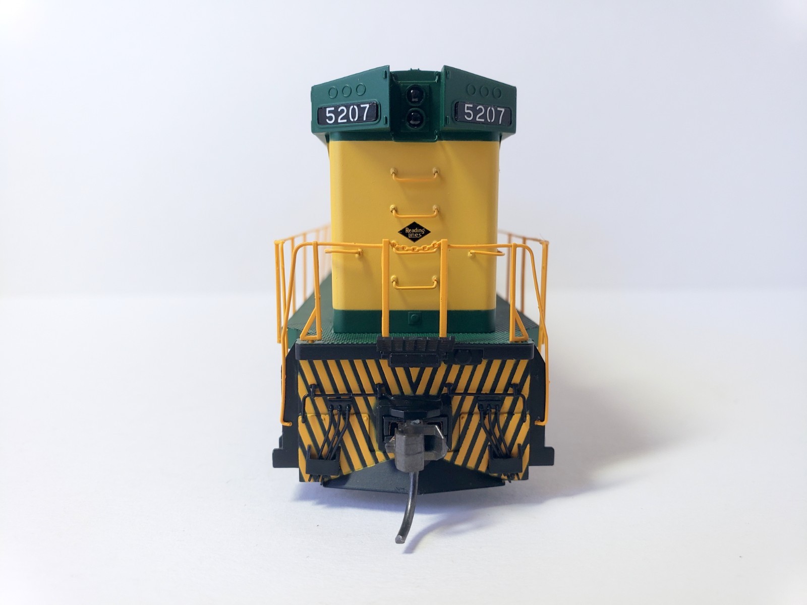 Atlas Classic HO C424 READING #5207 DCC