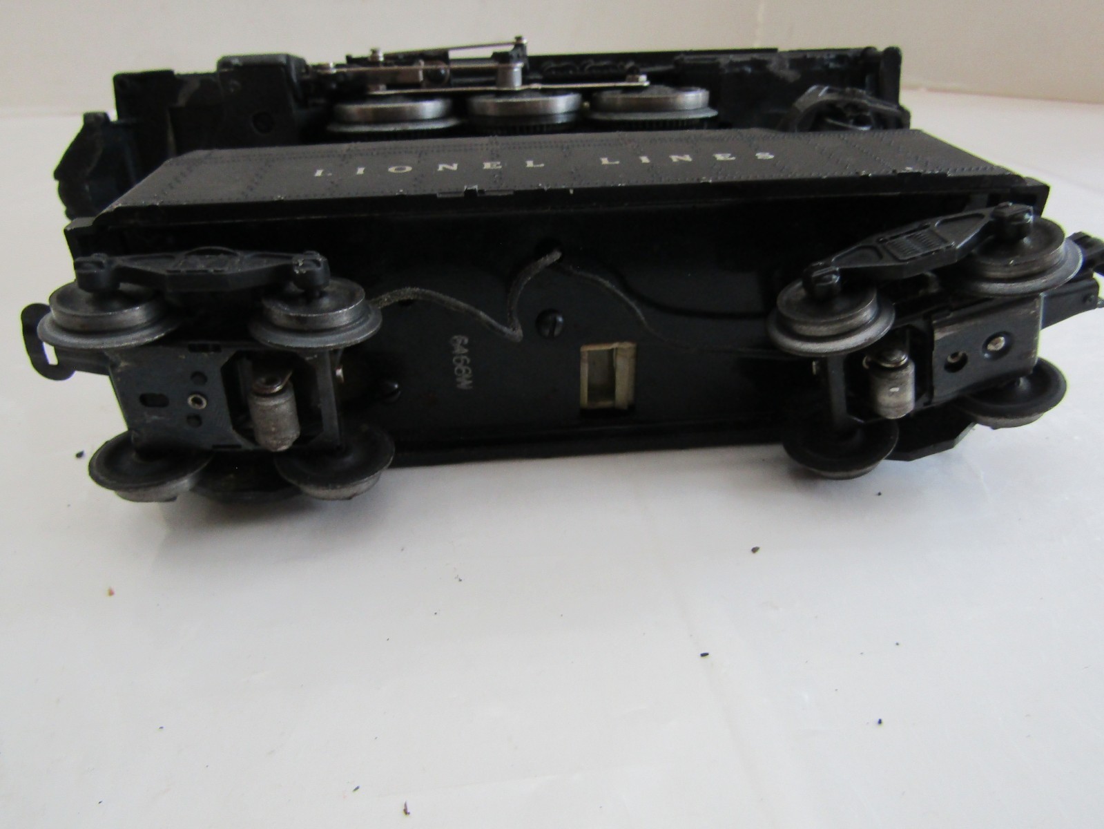 VINTAGE TRAIN ENGINE Lionel Postwar #2025 locomotive & tender CAST METAL